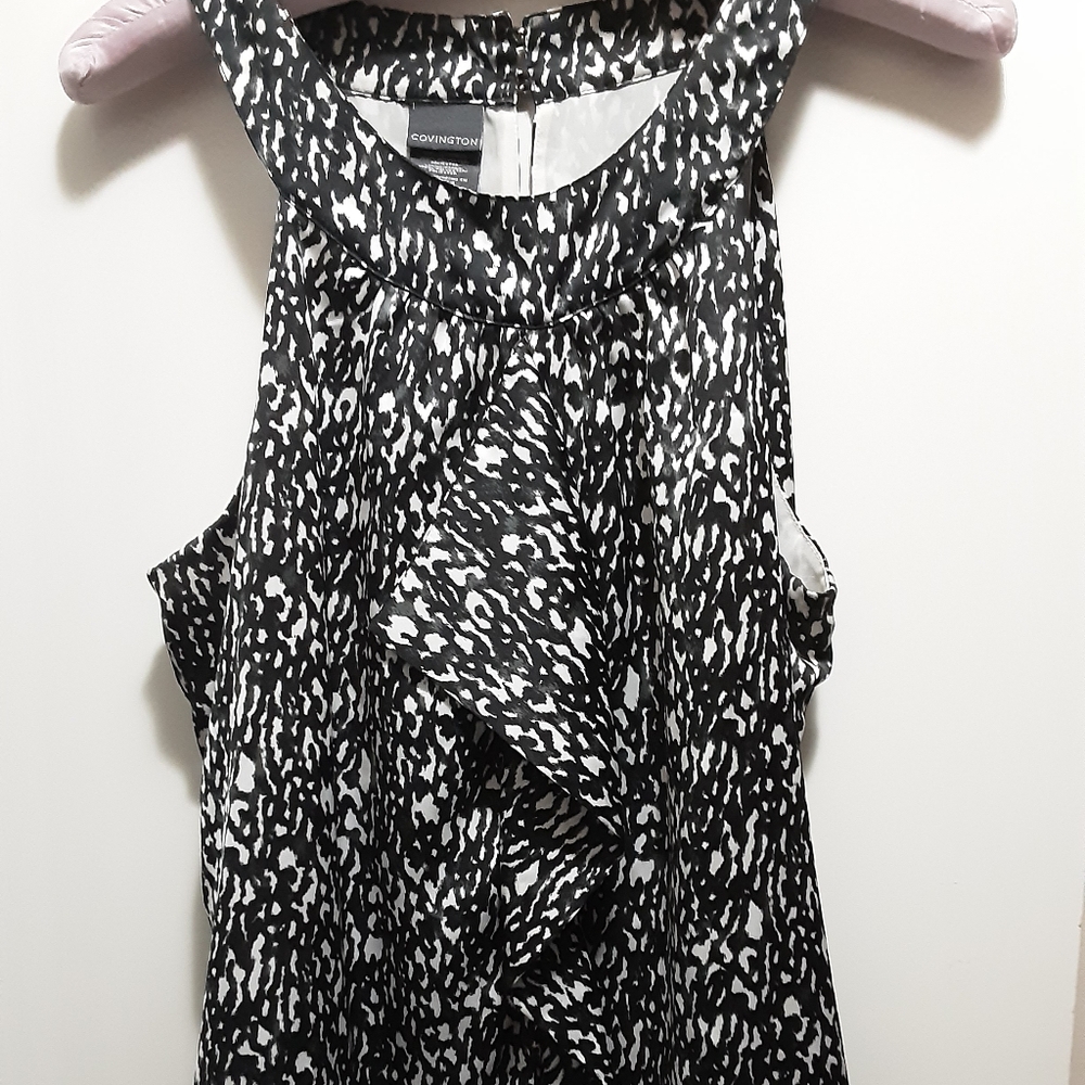 Blouse Sleeveless White & Black Design
